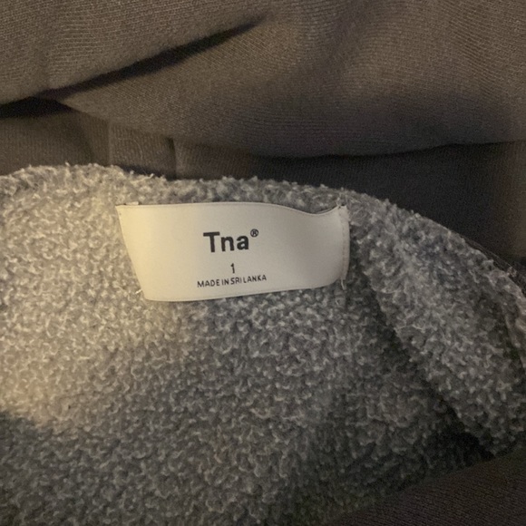 Charcoal TNA hoodie, size 1 - Picture 2 of 2
